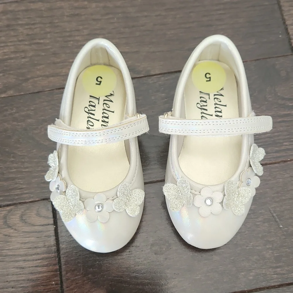 Melanine Taylor Dress shoes baby girl size 5